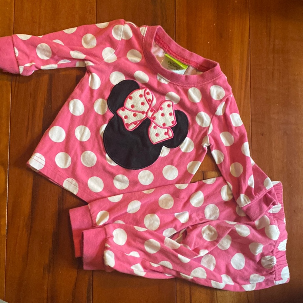 Classic Whimsy Minnie Mouse Appliqué Pajamas, size 6 months